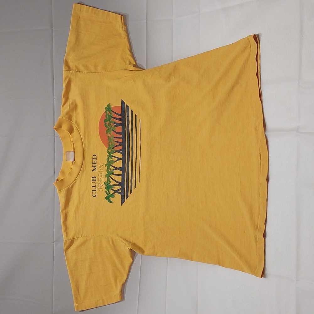 Vintage T Shirt Single Stitch " Club Med Ixtapa " Size Medium